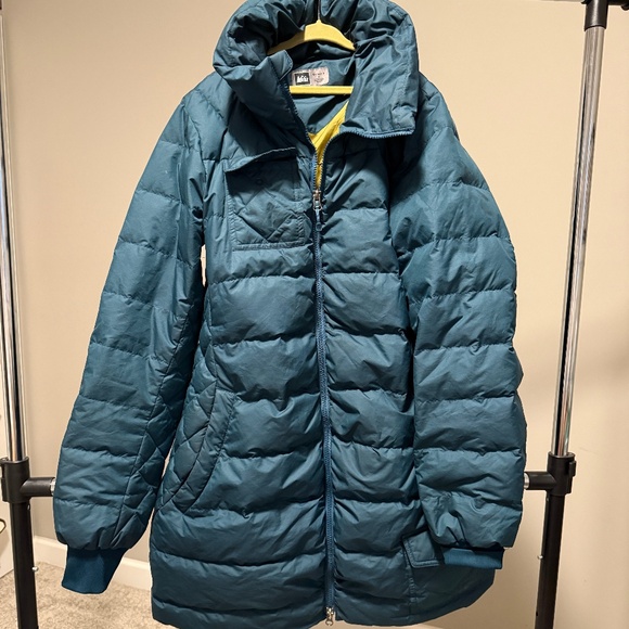 REI Puffer - Picture 4 of 4